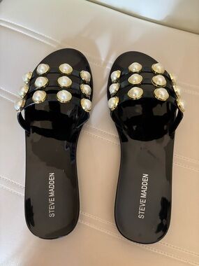 Steve Madden Black Pearl-Accent Patent Slide Sandals